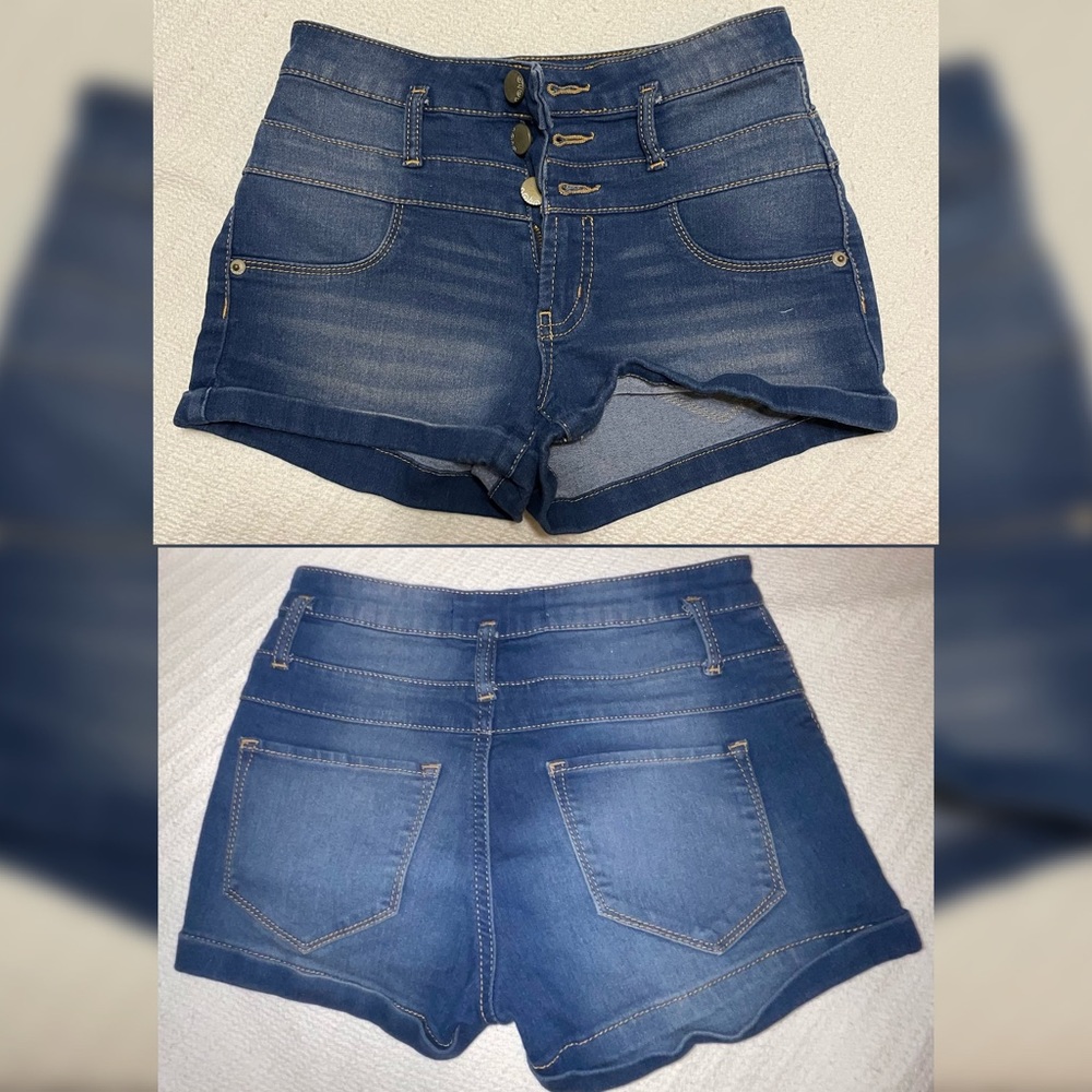 Junior’s Short Shorts